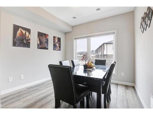 6-720 Grey Street, Brantford, ON - Indoor Photo Showing Dining Room