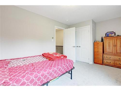 6-720 Grey Street, Brantford, ON - Indoor Photo Showing Bedroom