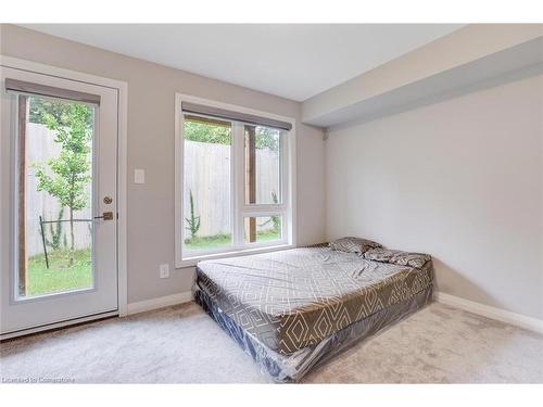 6-720 Grey Street, Brantford, ON - Indoor Photo Showing Bedroom