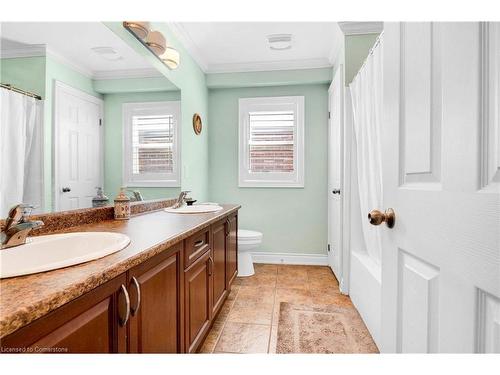 5 Kierland Road, Barrie, ON - Indoor Photo Showing Bathroom