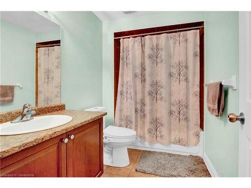 5 Kierland Road, Barrie, ON - Indoor Photo Showing Bathroom