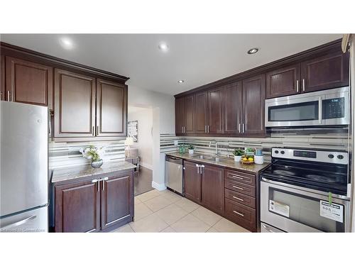 125 Greene Drive, Brampton, ON - Indoor Photo Showing Kitchen With Double Sink