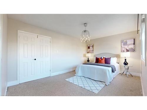 125 Greene Drive, Brampton, ON - Indoor Photo Showing Bedroom