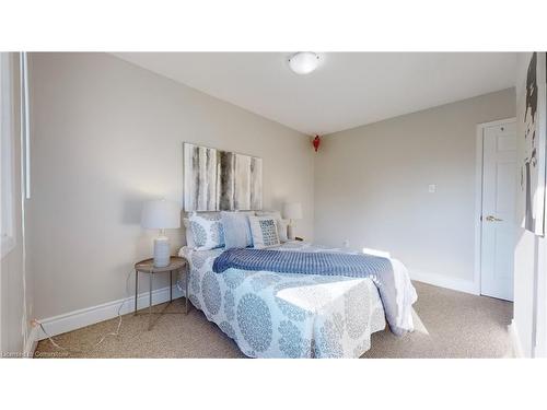 125 Greene Drive, Brampton, ON - Indoor Photo Showing Bedroom