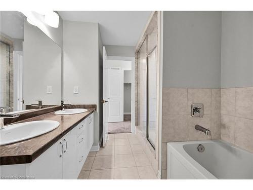 22 Copeman Avenue, Brantford, ON - Indoor Photo Showing Bathroom