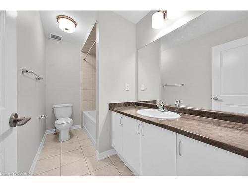 22 Copeman Avenue, Brantford, ON - Indoor Photo Showing Bathroom