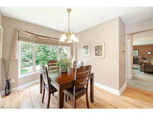 102 Leander Street, Brampton, ON - Indoor Photo Showing Dining Room