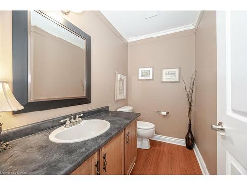 102 Leander Street, Brampton, ON - Indoor Photo Showing Bathroom