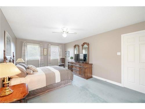 102 Leander Street, Brampton, ON - Indoor Photo Showing Bedroom