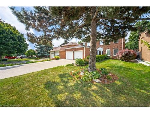 102 Leander Street, Brampton, ON - Outdoor