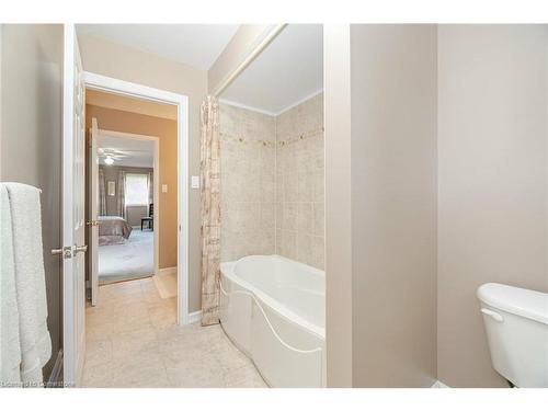 102 Leander Street, Brampton, ON - Indoor Photo Showing Bathroom