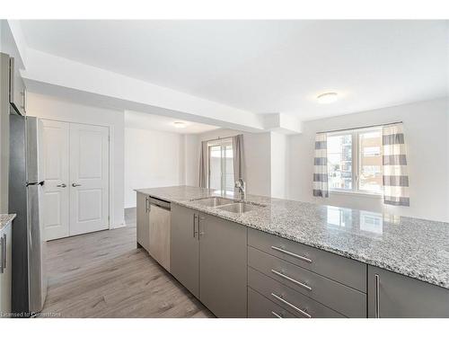 229 West Oak Trail, Kitchener, ON - Indoor Photo Showing Kitchen With Double Sink