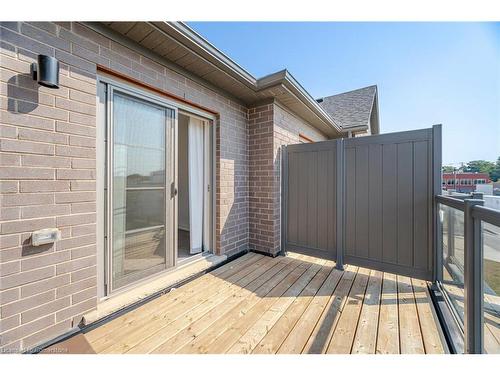 229 West Oak Trail, Kitchener, ON - Outdoor With Balcony With Exterior