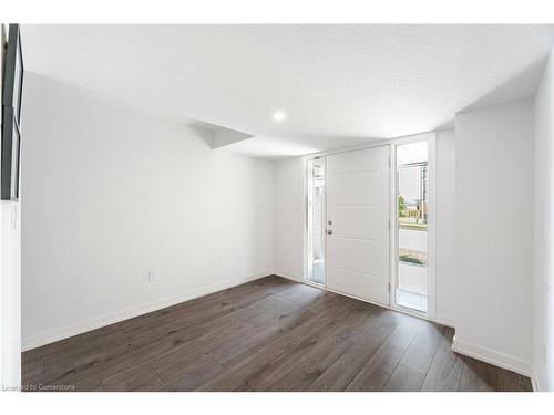 229 West Oak Trail, Kitchener, ON - Indoor Photo Showing Other Room