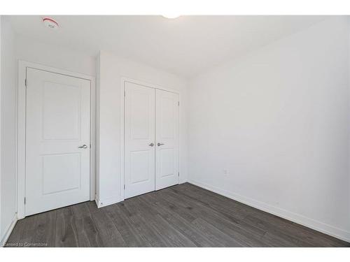 229 West Oak Trail, Kitchener, ON - Indoor Photo Showing Other Room