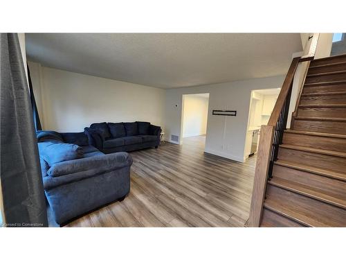 521 Parkview Crescent, Cambridge, ON - Indoor