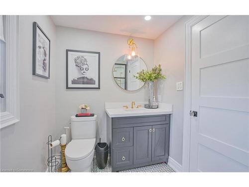 2189 Bader Crescent, Burlington, ON - Indoor Photo Showing Bathroom