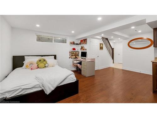 10 Highland Trail, Brampton, ON - Indoor Photo Showing Bedroom