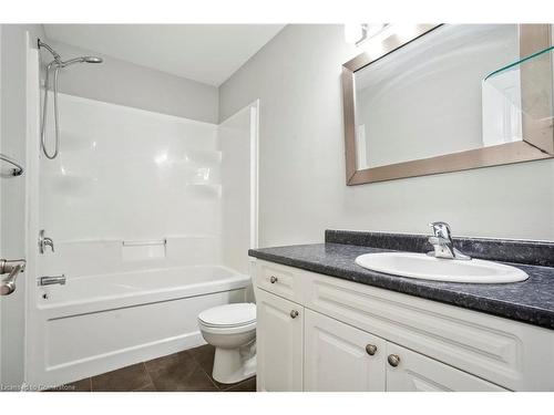 1020 Oakcrossing Gate, London, ON - Indoor Photo Showing Bathroom