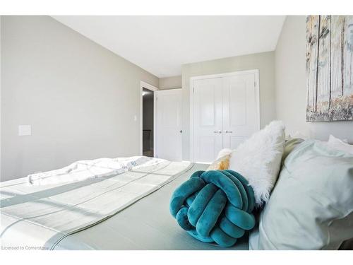 1020 Oakcrossing Gate, London, ON - Indoor Photo Showing Bedroom