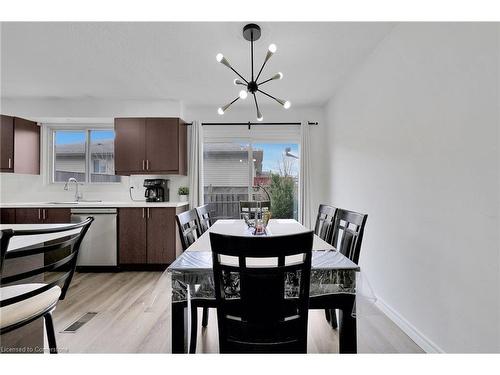 2-596 Grey Street, Brantford, ON - Indoor Photo Showing Dining Room