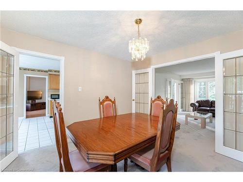 11752 Sheppard Ave E, Toronto, ON - Indoor Photo Showing Dining Room