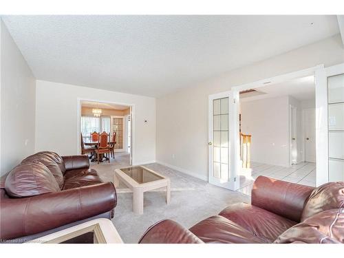 11752 Sheppard Ave E, Toronto, ON - Indoor Photo Showing Living Room