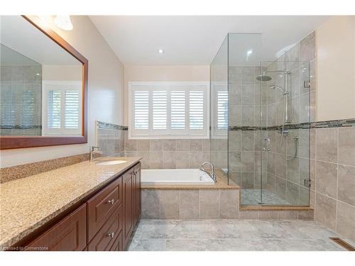 11752 Sheppard Ave E, Toronto, ON - Indoor Photo Showing Bathroom