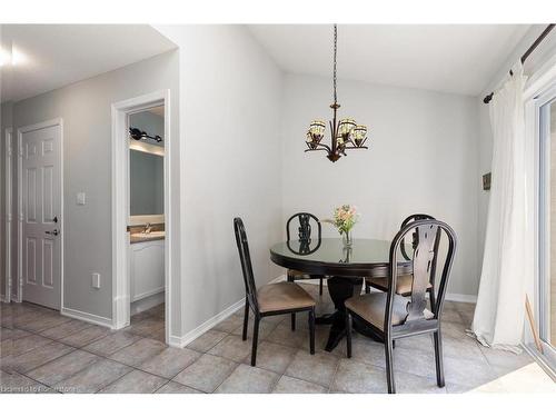 35-24 Kenyon Crescent, Grimsby, ON - Indoor Photo Showing Dining Room