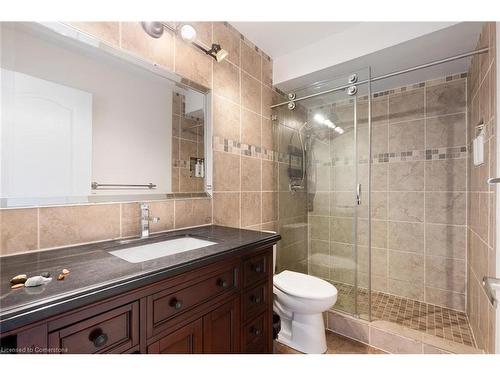 35-24 Kenyon Crescent, Grimsby, ON - Indoor Photo Showing Bathroom