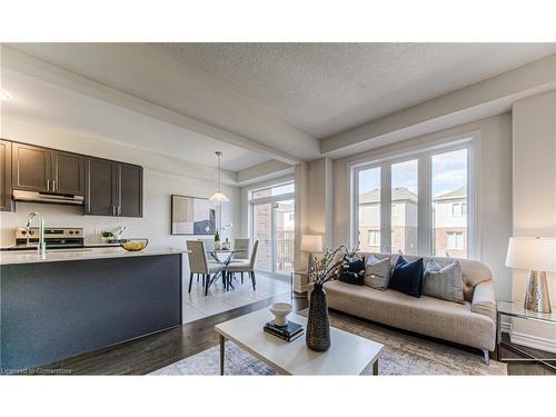 223 Broadacre Drive Drive, Kitchener, ON - Indoor Photo Showing Living Room