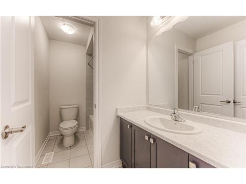 223 Broadacre Drive Drive, Kitchener, ON - Indoor Photo Showing Bathroom