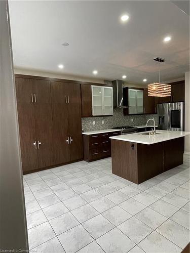 235 Apple Hill Crescent, Kitchener, ON - Indoor Photo Showing Kitchen