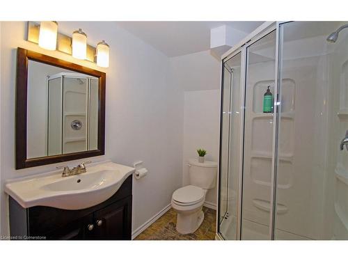 164 Mcmurchy Avenue S, Brampton, ON - Indoor Photo Showing Bathroom