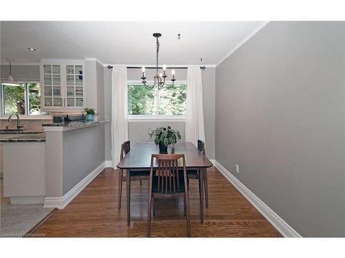 164 Mcmurchy Avenue S, Brampton, ON - Indoor Photo Showing Dining Room