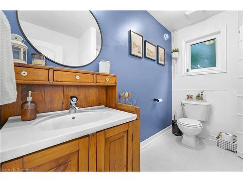 25 Lisbon Court, Wasaga Beach, ON - Indoor Photo Showing Bathroom