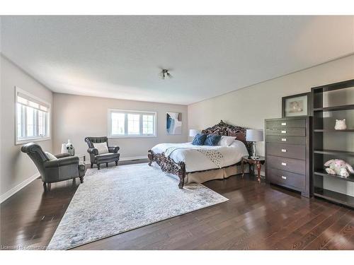 3588 Thorpedale Court, Mississauga, ON - Indoor Photo Showing Bedroom