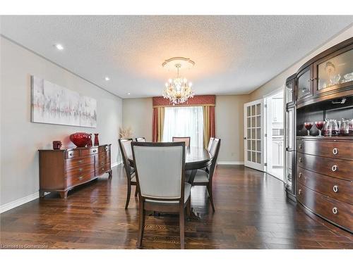 3588 Thorpedale Court, Mississauga, ON - Indoor Photo Showing Dining Room