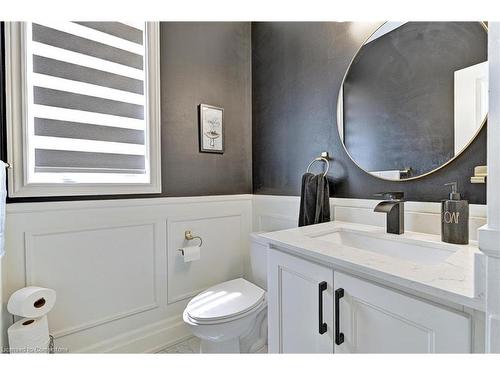 58 Curran Road, Hamilton, ON - Indoor Photo Showing Bathroom