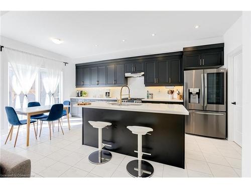 61 Wheatfield Road, Barrie, ON - Indoor Photo Showing Kitchen With Upgraded Kitchen