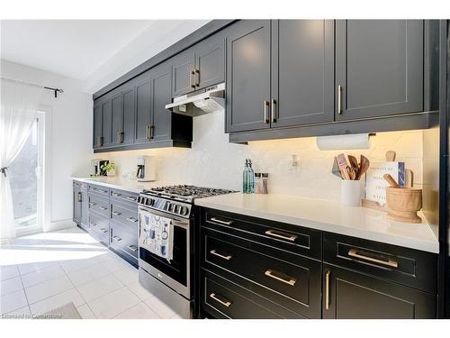 61 Wheatfield Road, Barrie, ON - Indoor Photo Showing Kitchen With Upgraded Kitchen