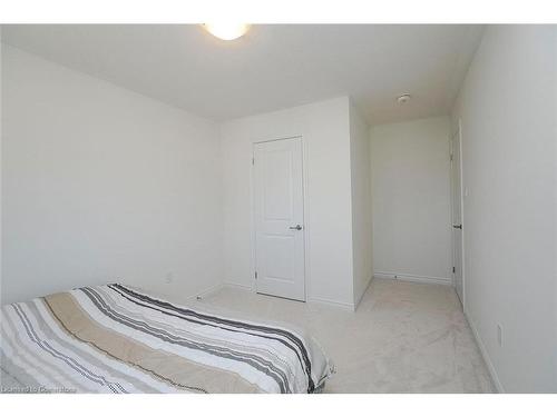 15 Hitchman Street, Paris, ON - Indoor Photo Showing Bedroom