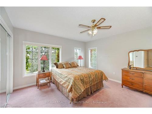 5916 Bermuda Drive, Mississauga, ON - Indoor Photo Showing Bedroom