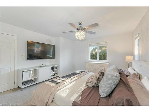 7521 Keenansville Road, Tottenham, ON - Indoor Photo Showing Bedroom