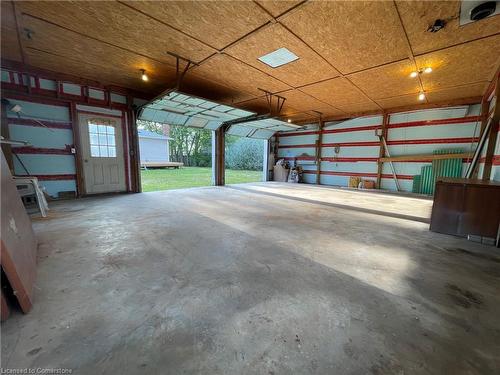 9 Walter Drive, Haldimand, ON - Indoor Photo Showing Garage