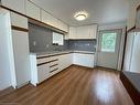 9 Walter Drive, Haldimand, ON  - Indoor Photo Showing Kitchen With Double Sink 