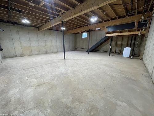 9 Walter Drive, Haldimand, ON - Indoor Photo Showing Basement