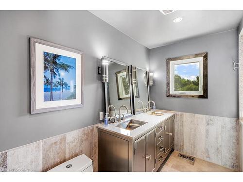 14 Royce Avenue, Brampton, ON - Indoor Photo Showing Bathroom