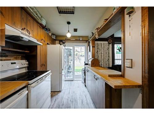 6 Robert Lane, Georgetown, ON - Indoor Photo Showing Kitchen