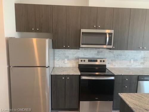 1602-104 Garment Street, Kitchener, ON - Indoor Photo Showing Kitchen With Upgraded Kitchen